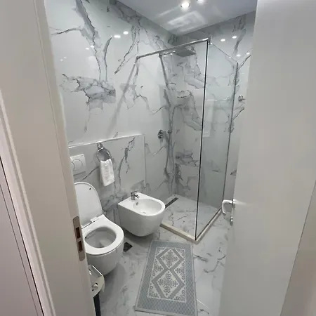Apartment L@l